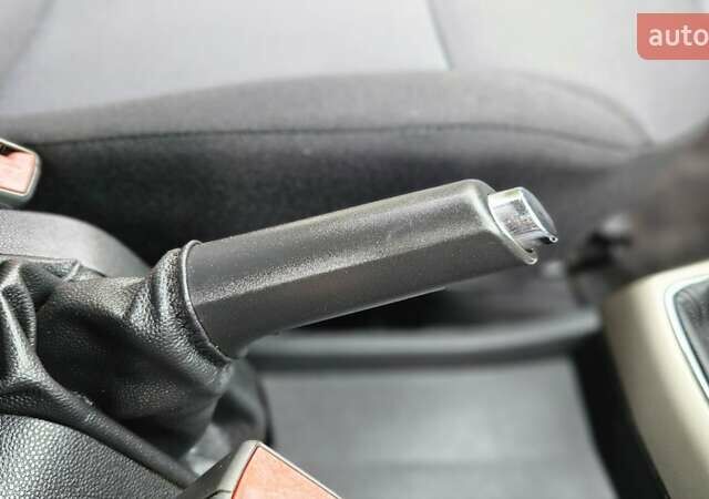 Черный Опель Астра, объемом двигателя 1.6 л и пробегом 209 тыс. км за 5850 $, фото 55 на Automoto.ua