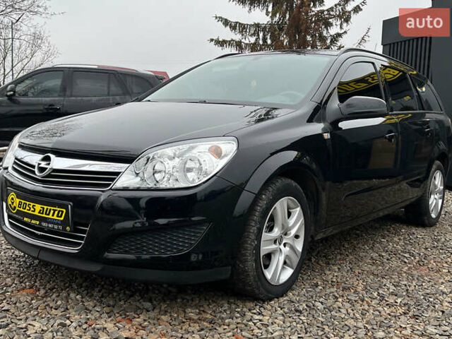 Черный Опель Астра, объемом двигателя 1.6 л и пробегом 260 тыс. км за 6200 $, фото 2 на Automoto.ua