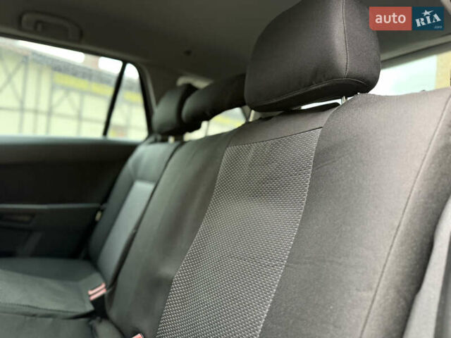 Опель Астра 2008 в Ровно на Automoto.ua Черный Опель Астра, объемом двигателя 1.7 л и пробегом 330 тыс. км за 4300 $, фото 55 на Automoto.ua