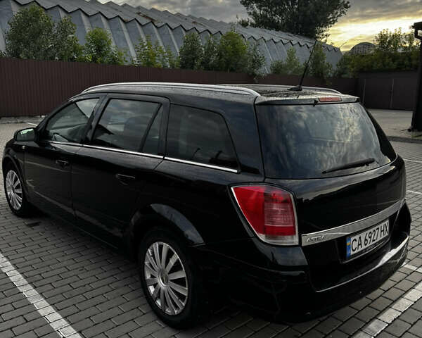 Черный Опель Астра, объемом двигателя 1.8 л и пробегом 405 тыс. км за 5500 $, фото 6 на Automoto.ua