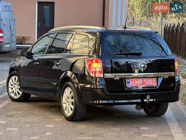 Черный Опель Астра, объемом двигателя 1.6 л и пробегом 180 тыс. км за 5499 $, фото 1 на Automoto.ua