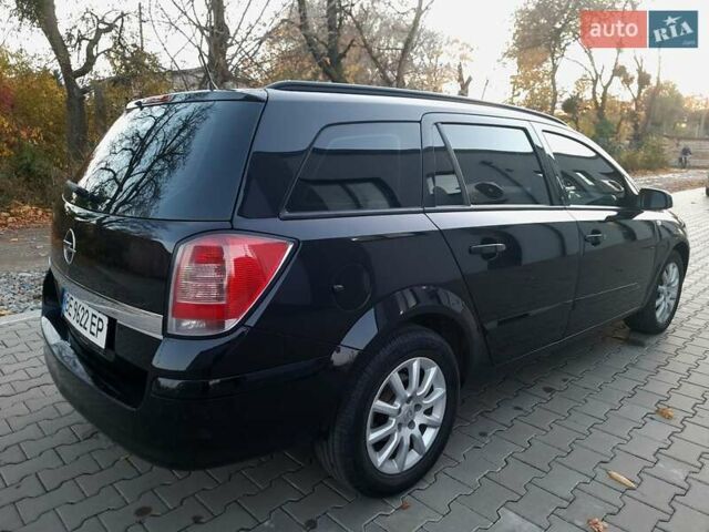 Черный Опель Астра, объемом двигателя 1.6 л и пробегом 327 тыс. км за 4400 $, фото 6 на Automoto.ua