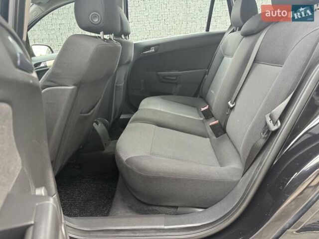 Чорний Опель Астра, об'ємом двигуна 1.6 л та пробігом 241 тис. км за 5499 $, фото 28 на Automoto.ua