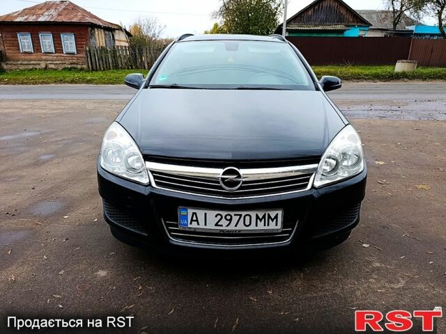 Черный Опель Астра, объемом двигателя 1.7 л и пробегом 300 тыс. км за 5250 $, фото 1 на Automoto.ua