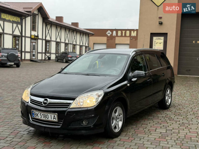 Черный Опель Астра, объемом двигателя 1.69 л и пробегом 330 тыс. км за 4700 $, фото 4 на Automoto.ua
