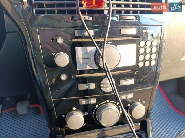 Опель Астра 2008 у Луцьку на Automoto.ua Чорний Опель Астра, об'ємом двигуна 1.6 л та пробігом 228 тис. км за 4900 $, фото 2 на Automoto.ua