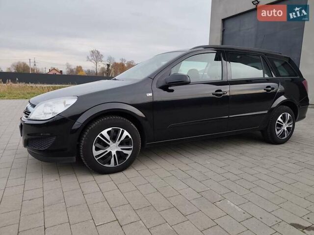 Чорний Опель Астра, об'ємом двигуна 1.6 л та пробігом 217 тис. км за 5400 $, фото 12 на Automoto.ua