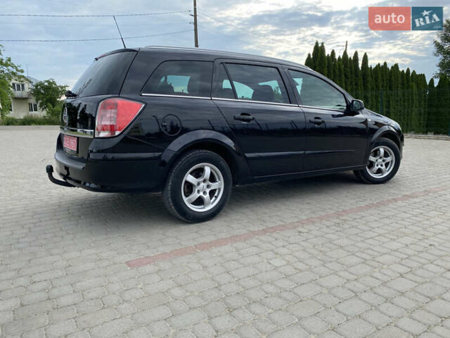 Черный Опель Астра, объемом двигателя 1.6 л и пробегом 224 тыс. км за 5200 $, фото 4 на Automoto.ua