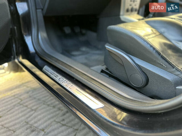 Черный Опель Астра, объемом двигателя 1.6 л и пробегом 180 тыс. км за 5499 $, фото 149 на Automoto.ua