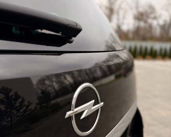 Чорний Опель Астра, об'ємом двигуна 1.8 л та пробігом 320 тис. км за 5400 $, фото 28 на Automoto.ua