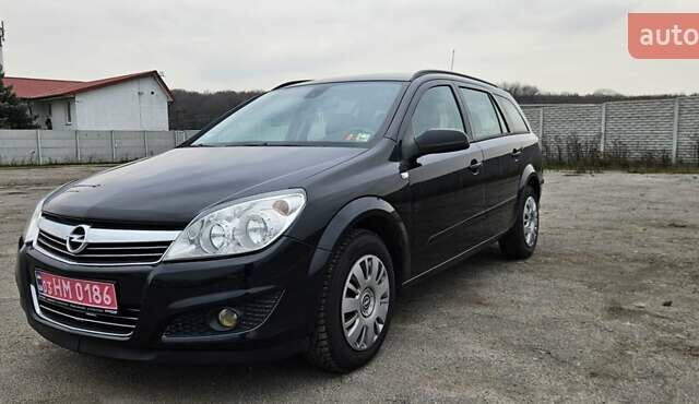 Черный Опель Астра, объемом двигателя 1.6 л и пробегом 210 тыс. км за 5850 $, фото 5 на Automoto.ua