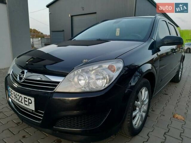 Черный Опель Астра, объемом двигателя 1.6 л и пробегом 327 тыс. км за 4400 $, фото 7 на Automoto.ua