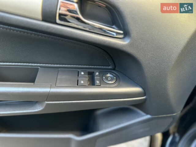 Черный Опель Астра, объемом двигателя 1.6 л и пробегом 180 тыс. км за 5499 $, фото 139 на Automoto.ua