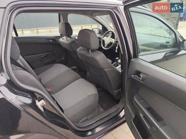 Чорний Опель Астра, об'ємом двигуна 1.6 л та пробігом 217 тис. км за 5600 $, фото 27 на Automoto.ua