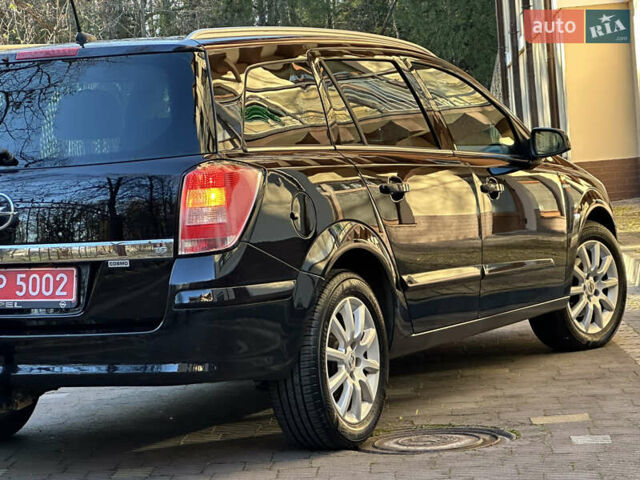 Черный Опель Астра, объемом двигателя 1.6 л и пробегом 180 тыс. км за 5499 $, фото 89 на Automoto.ua