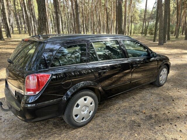 Чорний Опель Астра, об'ємом двигуна 1.7 л та пробігом 230 тис. км за 5300 $, фото 4 на Automoto.ua