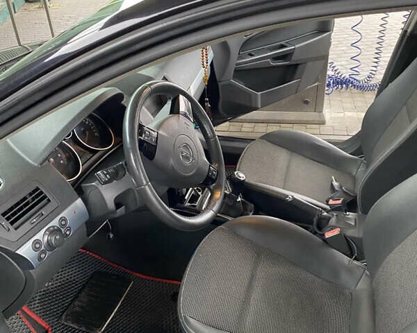 Чорний Опель Астра, об'ємом двигуна 1.6 л та пробігом 230 тис. км за 5000 $, фото 13 на Automoto.ua