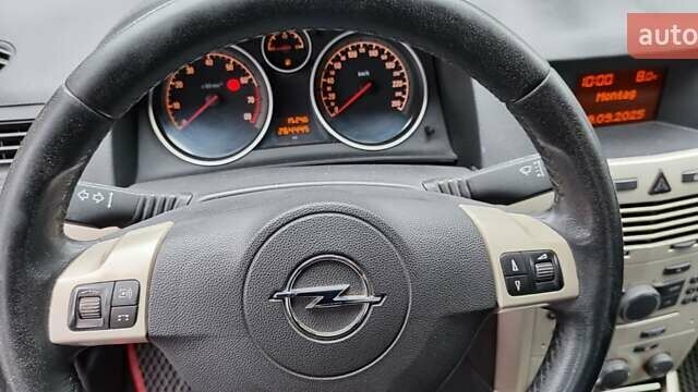 Чорний Опель Астра, об'ємом двигуна 1.4 л та пробігом 264 тис. км за 5100 $, фото 3 на Automoto.ua
