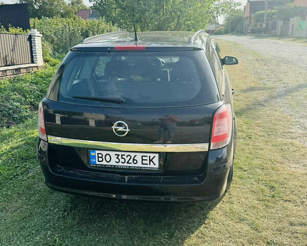 Чорний Опель Астра, об'ємом двигуна 1.6 л та пробігом 252 тис. км за 5000 $, фото 3 на Automoto.ua