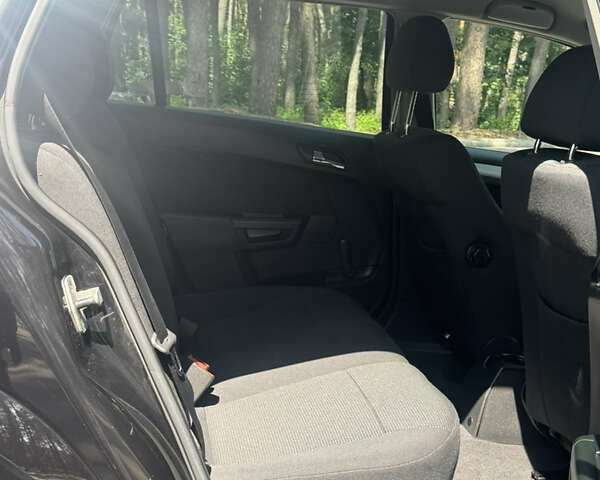 Чорний Опель Астра, об'ємом двигуна 1.9 л та пробігом 258 тис. км за 5999 $, фото 23 на Automoto.ua