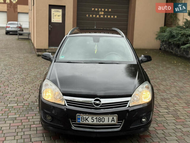 Опель Астра 2008 в Ровно на Automoto.ua Черный Опель Астра, объемом двигателя 1.7 л и пробегом 330 тыс. км за 4300 $, фото 4 на Automoto.ua