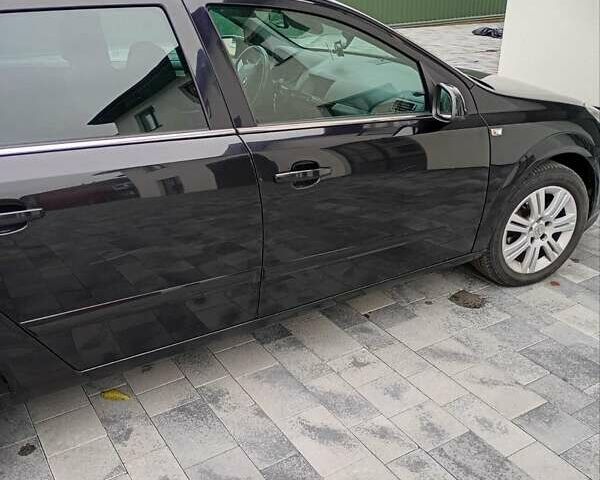 Опель Астра 2008 в Корце на Automoto.ua Черный Опель Астра, объемом двигателя 1.7 л и пробегом 307 тыс. км за 4750 $, фото 22 на Automoto.ua