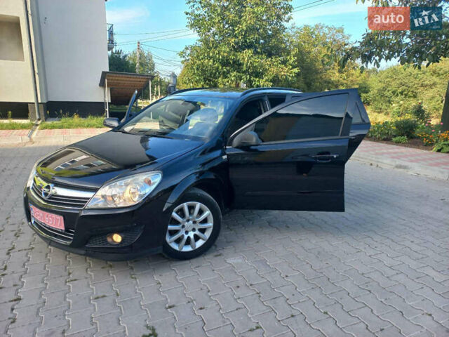 Черный Опель Астра, объемом двигателя 1.6 л и пробегом 260 тыс. км за 6000 $, фото 7 на Automoto.ua