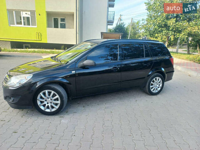 Черный Опель Астра, объемом двигателя 1.6 л и пробегом 260 тыс. км за 6000 $, фото 1 на Automoto.ua