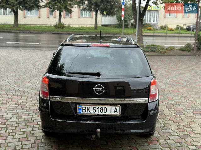 Черный Опель Астра, объемом двигателя 1.69 л и пробегом 330 тыс. км за 4700 $, фото 17 на Automoto.ua