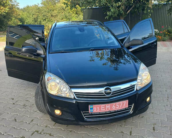 Черный Опель Астра, объемом двигателя 1.6 л и пробегом 260 тыс. км за 6000 $, фото 6 на Automoto.ua