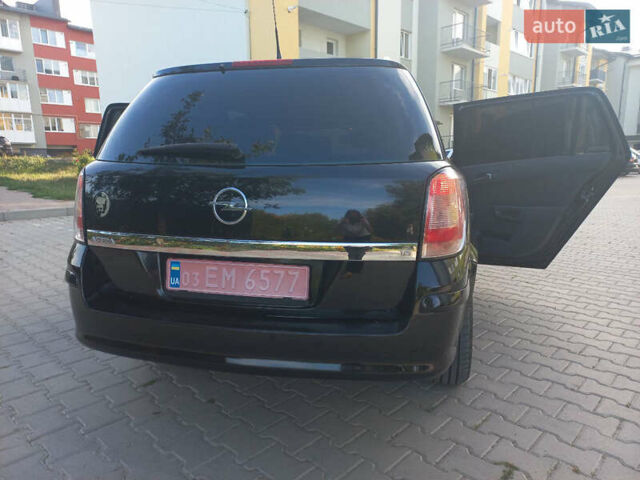 Черный Опель Астра, объемом двигателя 1.6 л и пробегом 260 тыс. км за 6000 $, фото 10 на Automoto.ua