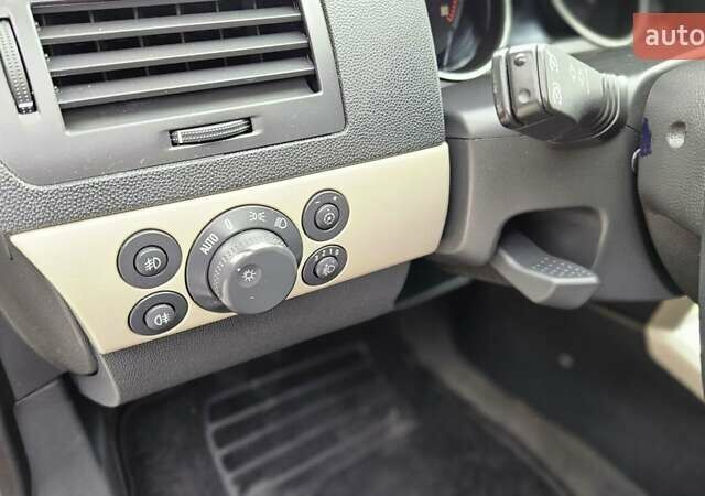 Черный Опель Астра, объемом двигателя 1.6 л и пробегом 209 тыс. км за 5850 $, фото 41 на Automoto.ua