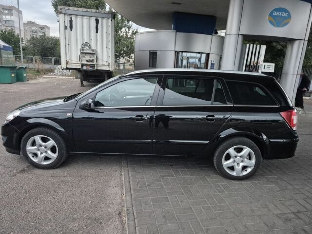 Опель Астра 2008 в Черкассах на Automoto.ua Черный Опель Астра, объемом двигателя 0 л и пробегом 175 тыс. км за 5700 $, фото 3 на Automoto.ua