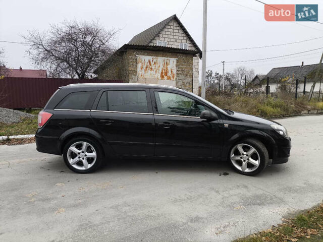 Черный Опель Астра, объемом двигателя 1.6 л и пробегом 189 тыс. км за 4999 $, фото 2 на Automoto.ua