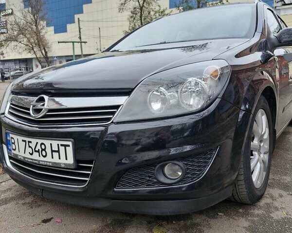 Чорний Опель Астра, об'ємом двигуна 1.6 л та пробігом 280 тис. км за 6100 $, фото 4 на Automoto.ua