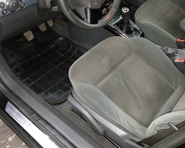 Опель Астра 2008 в Корце на Automoto.ua Черный Опель Астра, объемом двигателя 1.7 л и пробегом 307 тыс. км за 4750 $, фото 21 на Automoto.ua