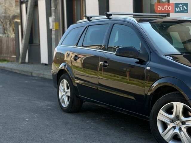 Черный Опель Астра, объемом двигателя 1.7 л и пробегом 256 тыс. км за 3999 $, фото 13 на Automoto.ua