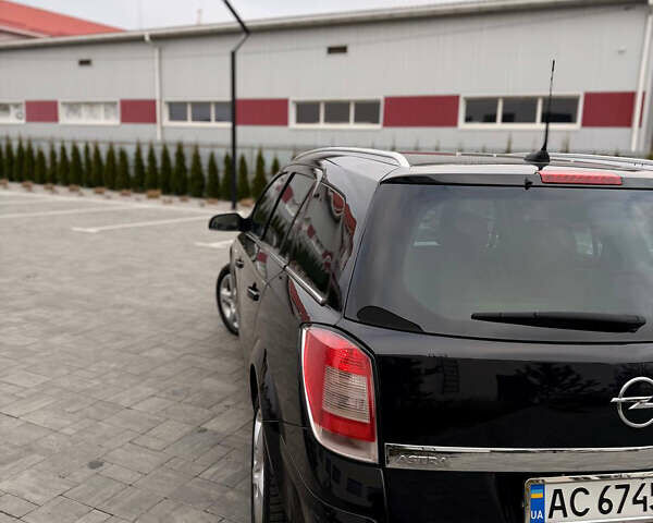 Чорний Опель Астра, об'ємом двигуна 1.8 л та пробігом 320 тис. км за 5400 $, фото 12 на Automoto.ua