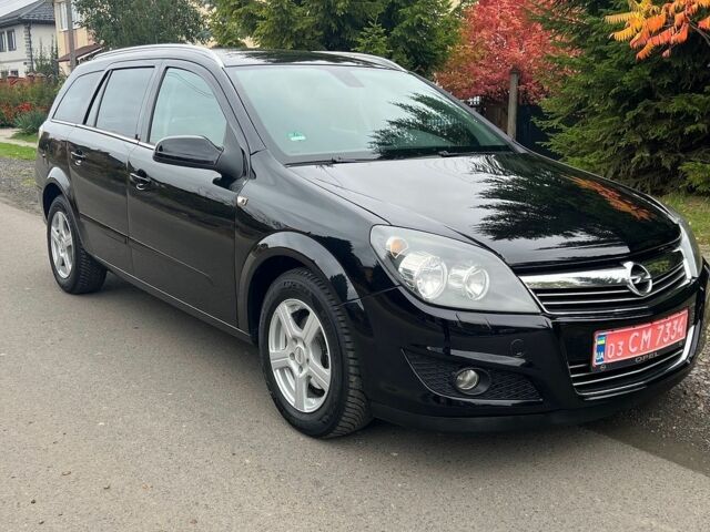 Черный Опель Астра, объемом двигателя 1.6 л и пробегом 181 тыс. км за 5700 $, фото 1 на Automoto.ua
