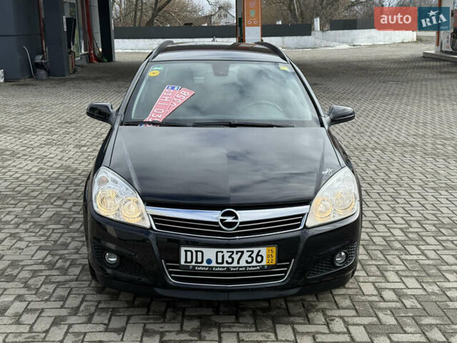 Черный Опель Астра, объемом двигателя 1.6 л и пробегом 202 тыс. км за 5650 $, фото 13 на Automoto.ua