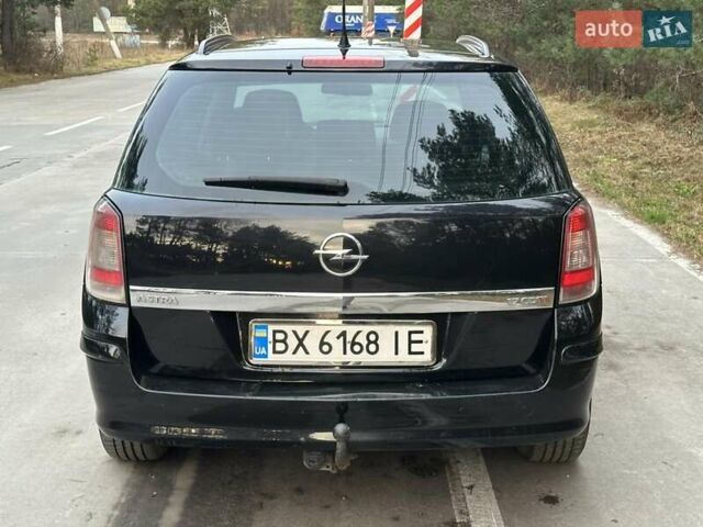 Черный Опель Астра, объемом двигателя 1.7 л и пробегом 312 тыс. км за 5250 $, фото 11 на Automoto.ua