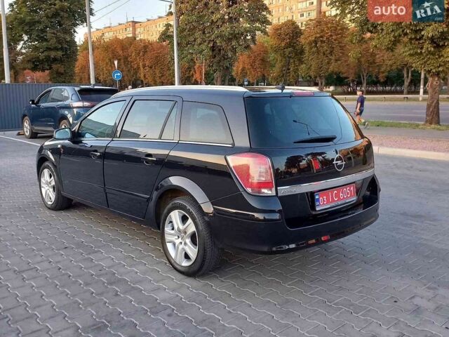 Чорний Опель Астра, об'ємом двигуна 0 л та пробігом 217 тис. км за 5850 $, фото 4 на Automoto.ua