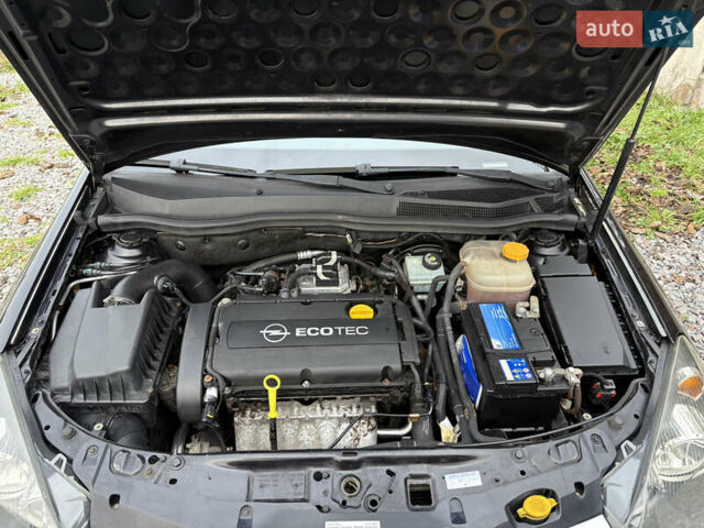 Чорний Опель Астра, об'ємом двигуна 1.6 л та пробігом 208 тис. км за 5400 $, фото 42 на Automoto.ua