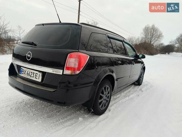 Черный Опель Астра, объемом двигателя 1.7 л и пробегом 245 тыс. км за 5800 $, фото 5 на Automoto.ua