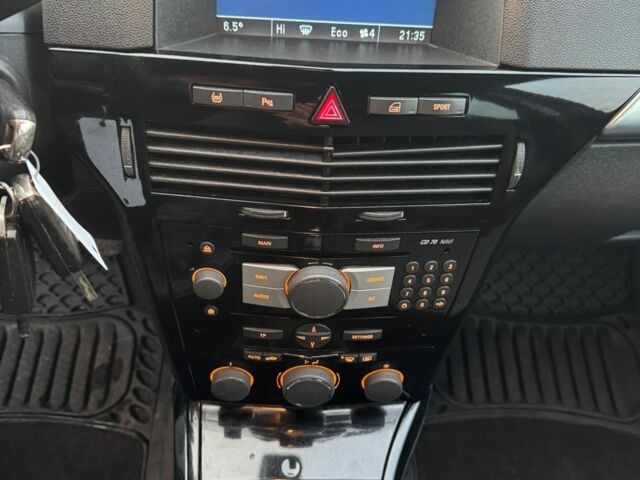 Чорний Опель Астра, об'ємом двигуна 1.8 л та пробігом 228 тис. км за 6500 $, фото 2 на Automoto.ua