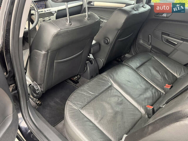 Чорний Опель Астра, об'ємом двигуна 1.6 л та пробігом 265 тис. км за 4700 $, фото 15 на Automoto.ua