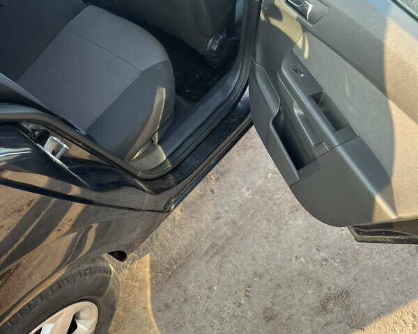 Черный Опель Астра, объемом двигателя 1.69 л и пробегом 270 тыс. км за 5500 $, фото 15 на Automoto.ua