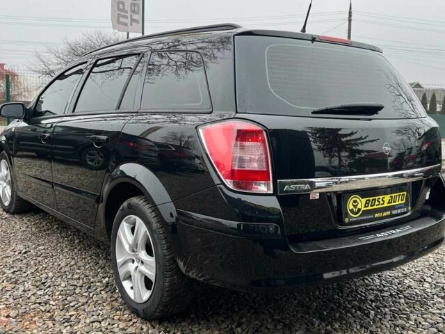 Черный Опель Астра, объемом двигателя 0 л и пробегом 260 тыс. км за 6200 $, фото 4 на Automoto.ua
