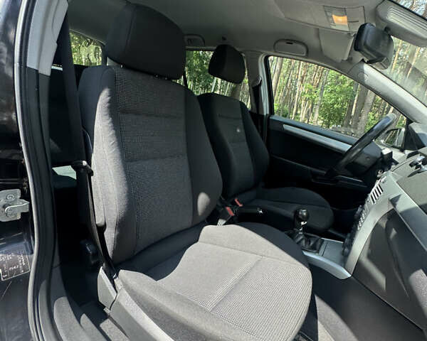 Чорний Опель Астра, об'ємом двигуна 1.9 л та пробігом 258 тис. км за 5999 $, фото 29 на Automoto.ua