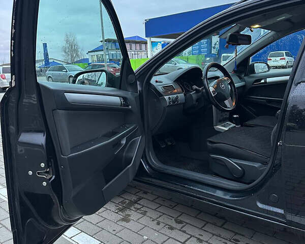 Чорний Опель Астра, об'ємом двигуна 1.7 л та пробігом 320 тис. км за 4600 $, фото 10 на Automoto.ua